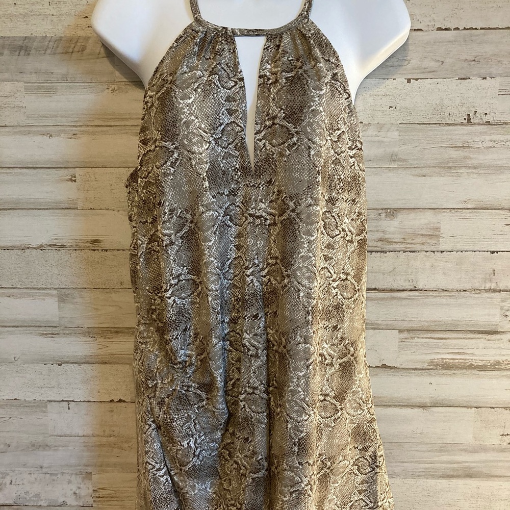 Sz Med Walter Baker  Aiken Top. Python color. NWT
